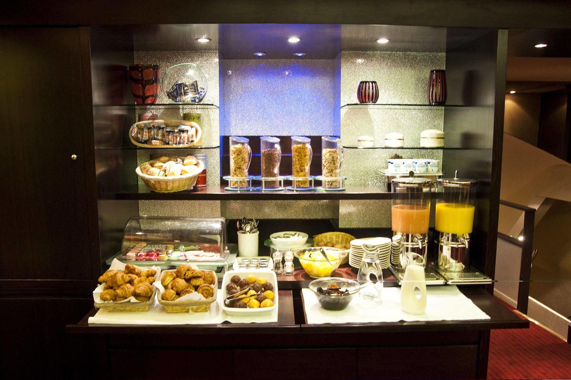 Hotel Casimir Paris Restaurant foto